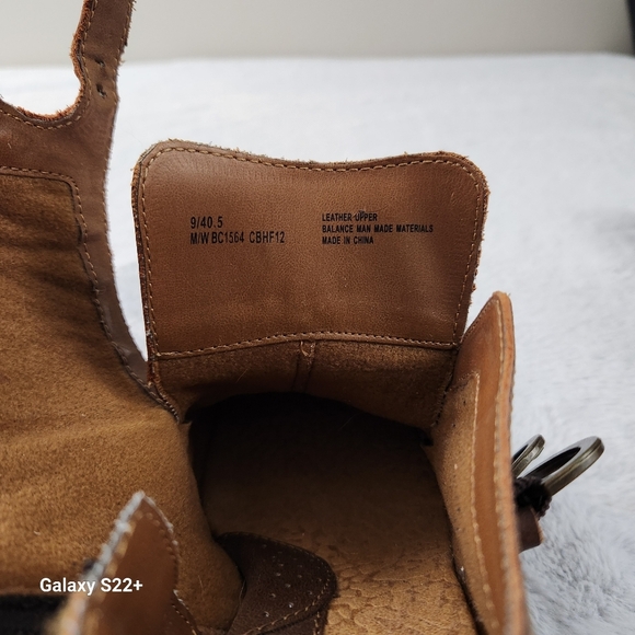 BORN CONCEPT B.O.C heeled size 9 brown leather booties - Picture 6 of 13